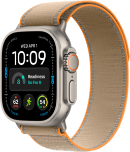 Apple Watch Ultra 4 med Titanboett Naturlig &bull; Terr&auml;ngloop Sand - S/M