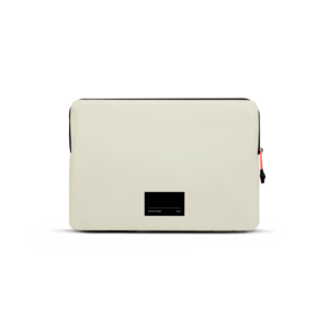 Native Union - Ultralite sleeve f&ouml;r MacBook Pro 16 - Sandsten